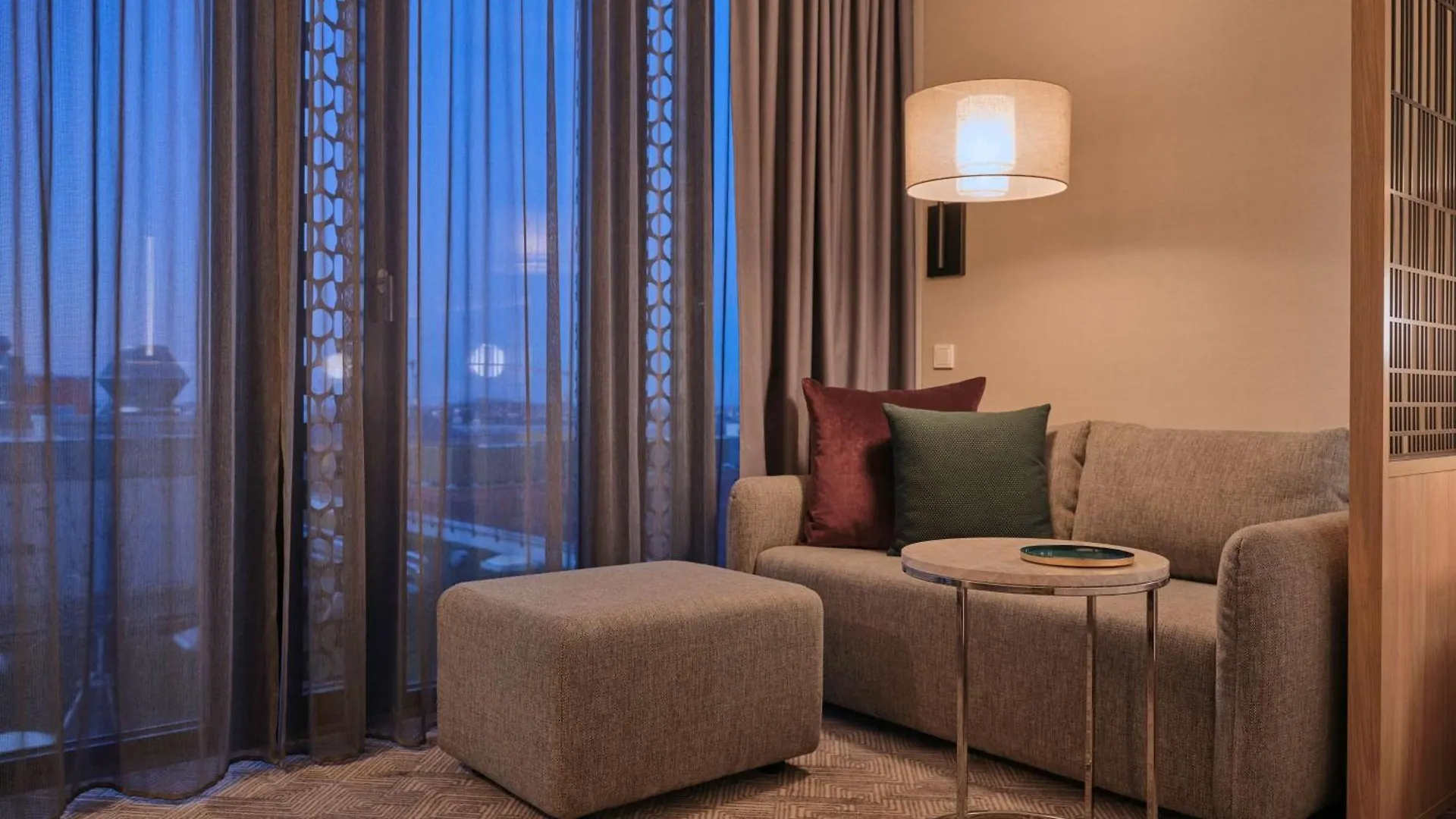 Adina Apartment Hotel ミュンヘン 4*,